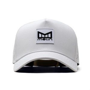 Melin | Performance snapback hat in white